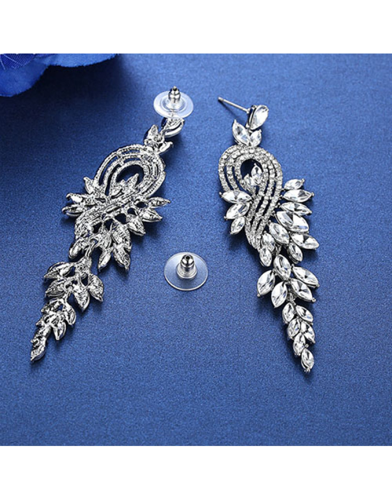Длинные серьги с кристаллами Elegant-foto6