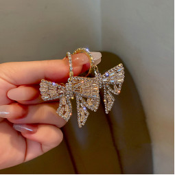 Сережки із кристалами бант