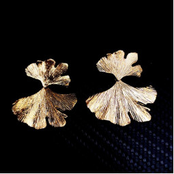 Сережки ginkgo biloba листя гінкго тренд