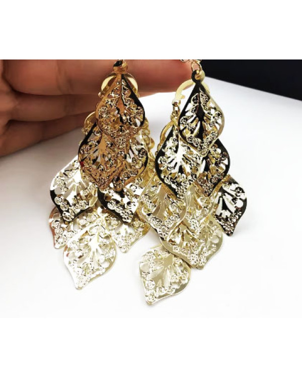 Серьги листочки золотистые движущиеся 