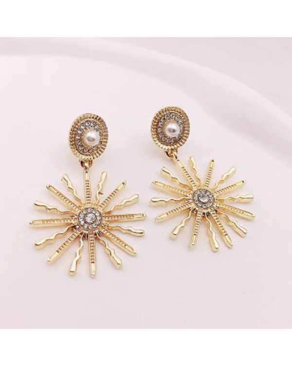 Серьги клипсы солнце длинные с жемчугом 