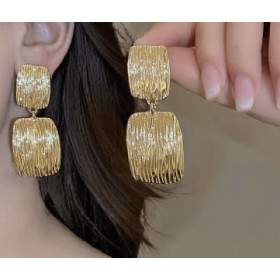 Серьги клипсы длинные мятое золото