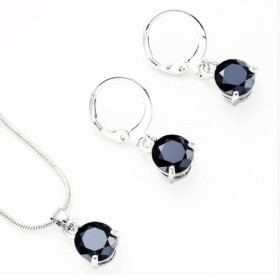Набор украшений Black Cristal